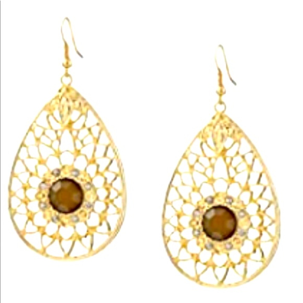 Gold teardrop shape dangle earrings